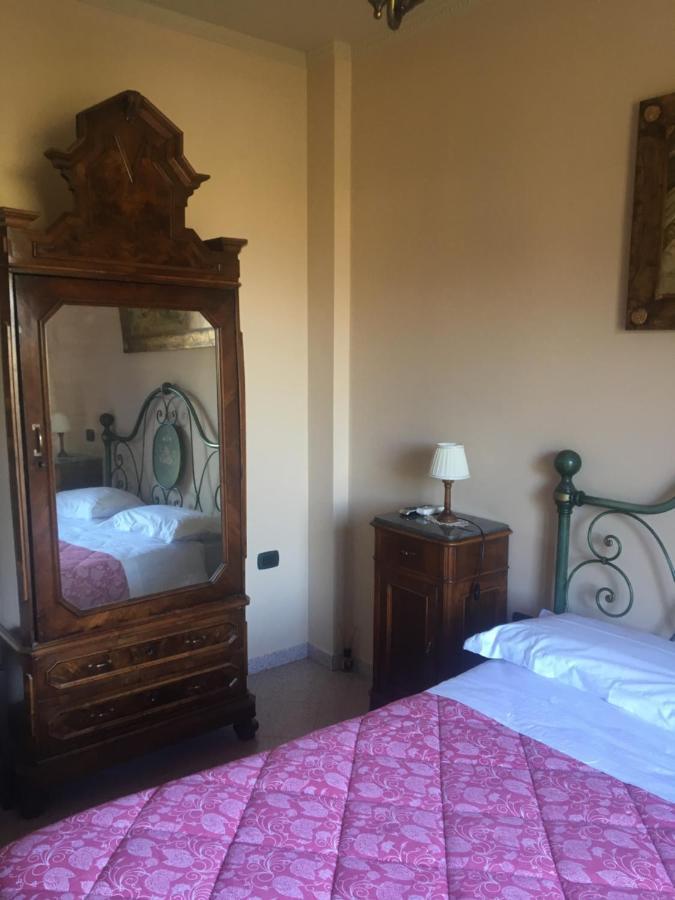 La Ginestra Hotell Castel San Lorenzo Eksteriør bilde
