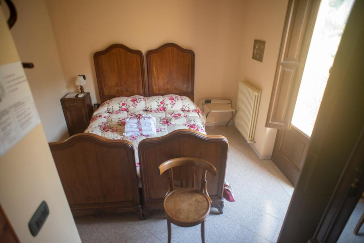 La Ginestra Hotell Castel San Lorenzo Eksteriør bilde