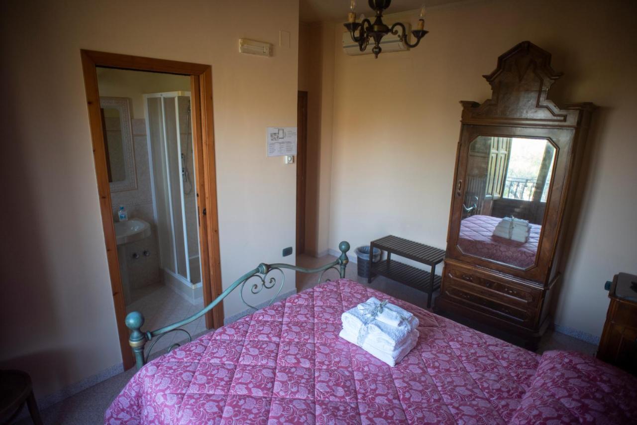 La Ginestra Hotell Castel San Lorenzo Eksteriør bilde