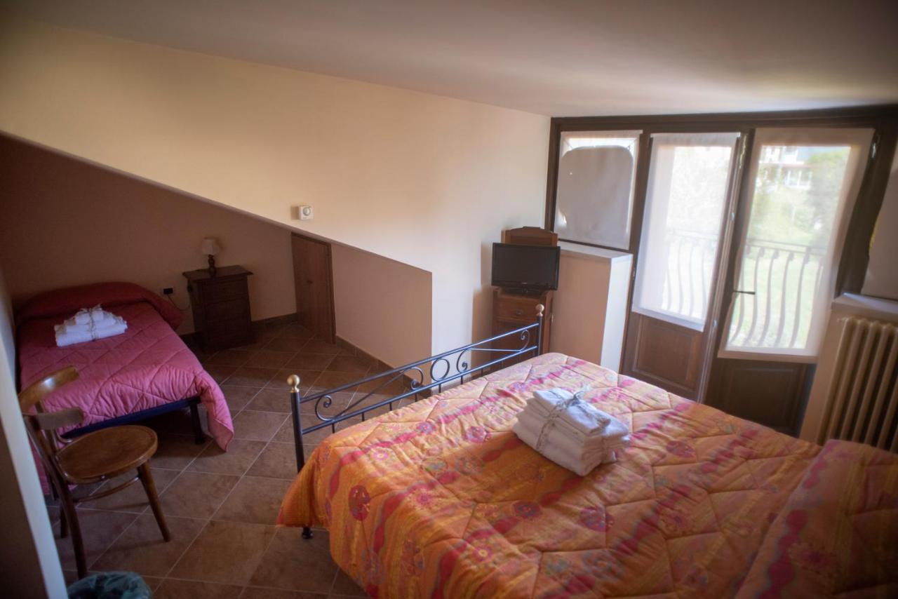 La Ginestra Hotell Castel San Lorenzo Eksteriør bilde