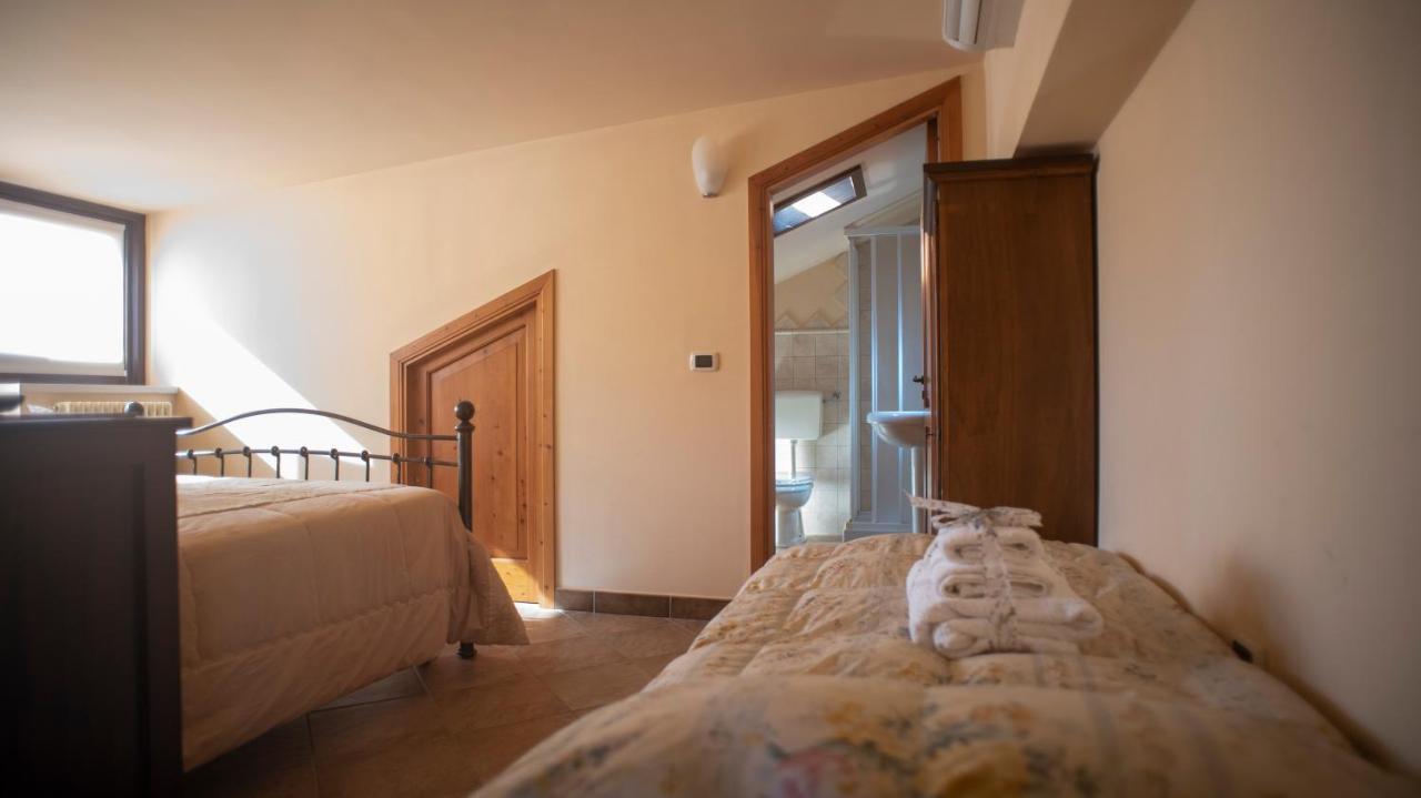 La Ginestra Hotell Castel San Lorenzo Eksteriør bilde